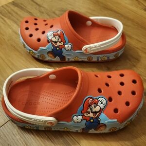 Kids Mario Crocs Off Court Clog Size 13